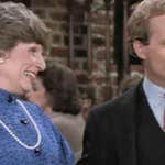 Image for episode "Diane Meets Mom" from Sitcom programme "Cheers"