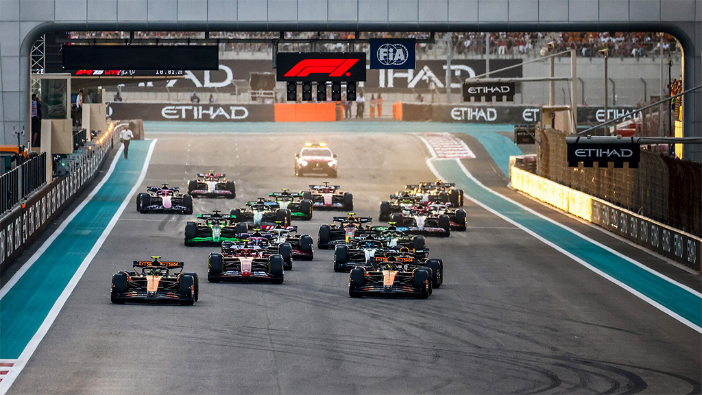 Formula 1: Abu Dhabi Grand Prix Qualifying Highlights on Channel 4 HD - TV Programme Poster