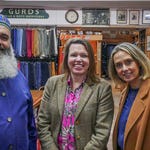 Image for episode "Provenance Counts" from Documentary programme "Salvage Hunters"