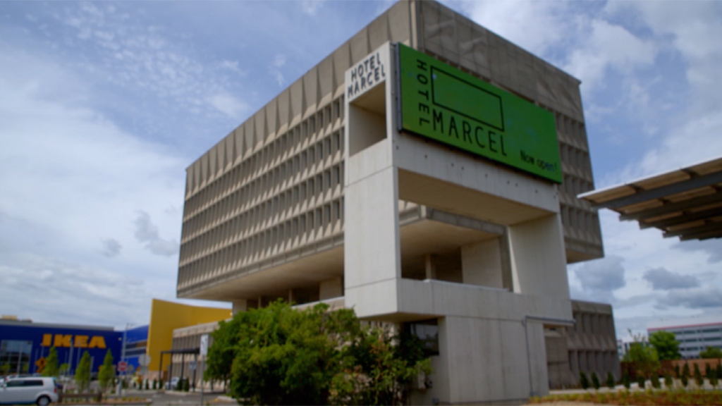 Rob Bell's Engineering Reborn Season 1 Episode 8 on 5SELECT - TV Programme Poster