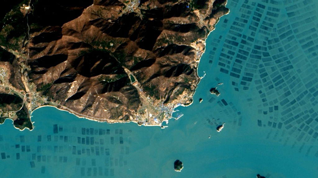 What on Earth? Season 2 Episode 6 on Sky History 2 - TV Programme Poster