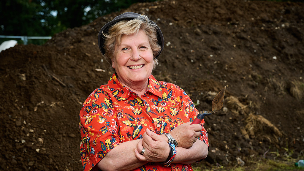Sandi Toksvig's Hidden Wonders Season 1 Episode 1 on More4 - TV Programme Poster