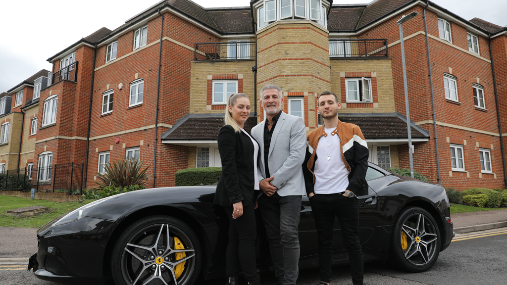 Rich House, Poor House Season 5 Episode 6 on HGTV +1 - TV Programme Poster