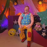 Image for episode "Mr Tumble-Twinkle Twinkle Little Star" from Childrens programme "CBeebies Bedtime Stories"