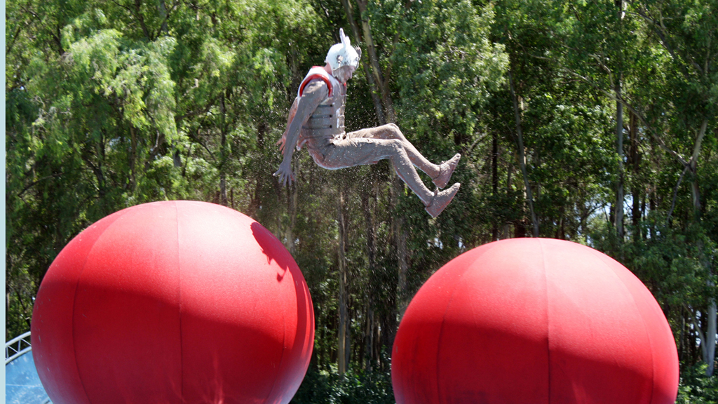 Total Wipeout on Challenge - 11:00am