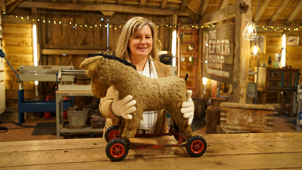 The Repair Shop Season 8 Episode 4 on Really - TV Programme Poster