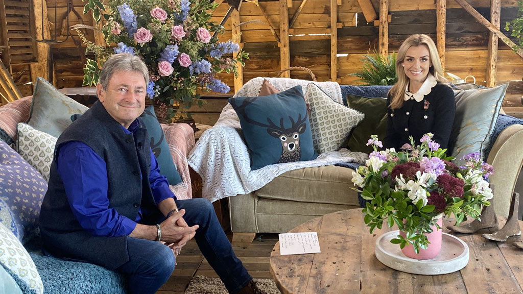 Love Your Weekend with Alan Titchmarsh - ITV1 London | TV Guide - Who Is On Love Your Weekend With Alan Titchmarsh Today