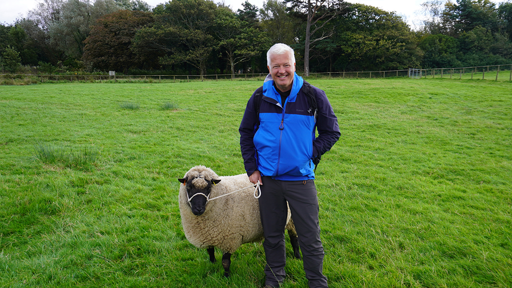 Best of Weatherman Walking Season 1 Episode 10 on BBC Two Northern Ireland HD - TV Programme Poster