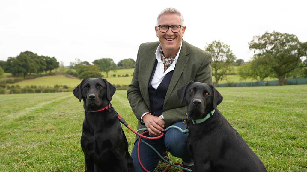 Dogs Behaving (Very) Badly Season 7 Episode 13 on 5SELECT - TV Programme Poster