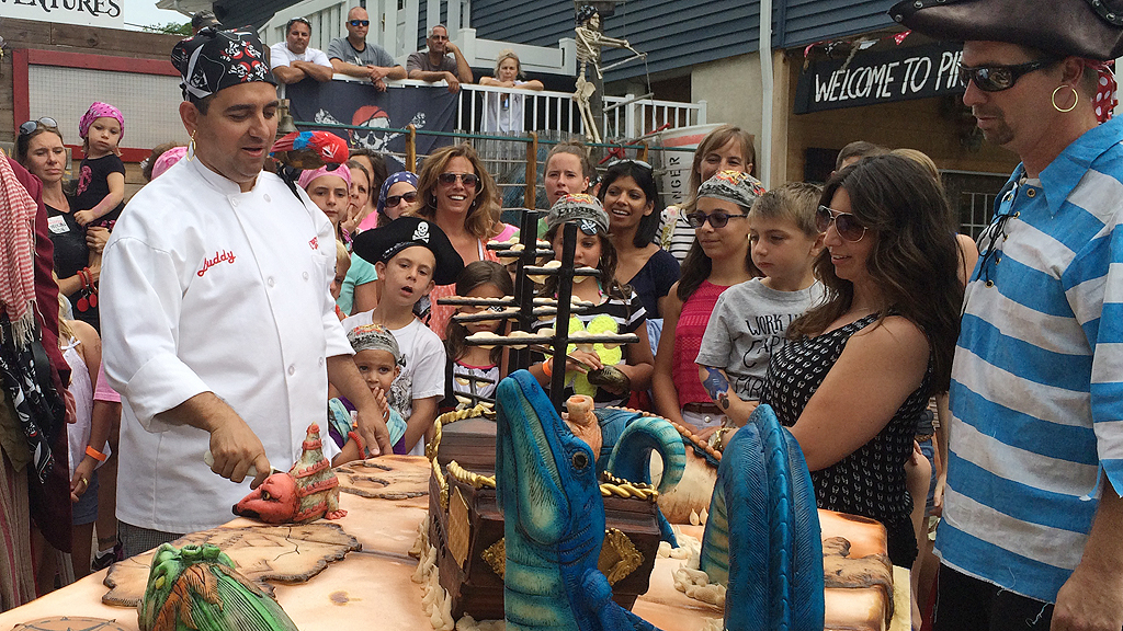 Cake Boss Season 8 Episode 1 on Food Network +1 - TV Programme Poster