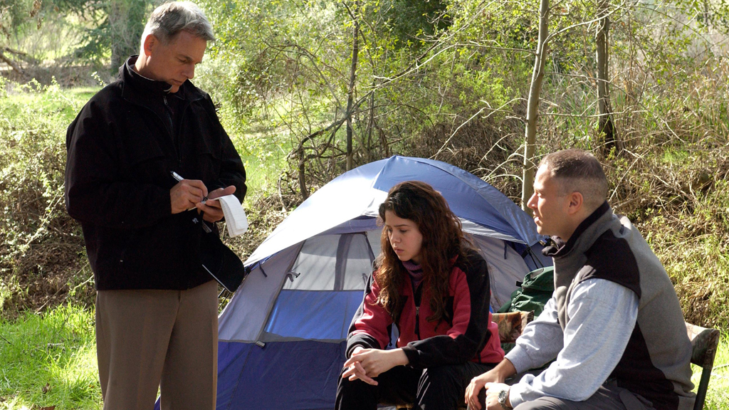 NCIS Season 2 Episode 15 on 5USA - TV Programme Poster