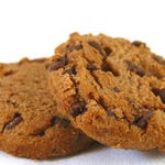 Image for episode "Rawhide Lampshades/Chocolate Chip Cookies/MRI Scanners" from Technology programme "How It's Made"