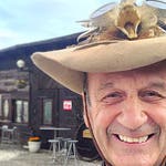 Image for episode "The Edge Accommodation" from Reality Show programme "Four in a Bed"