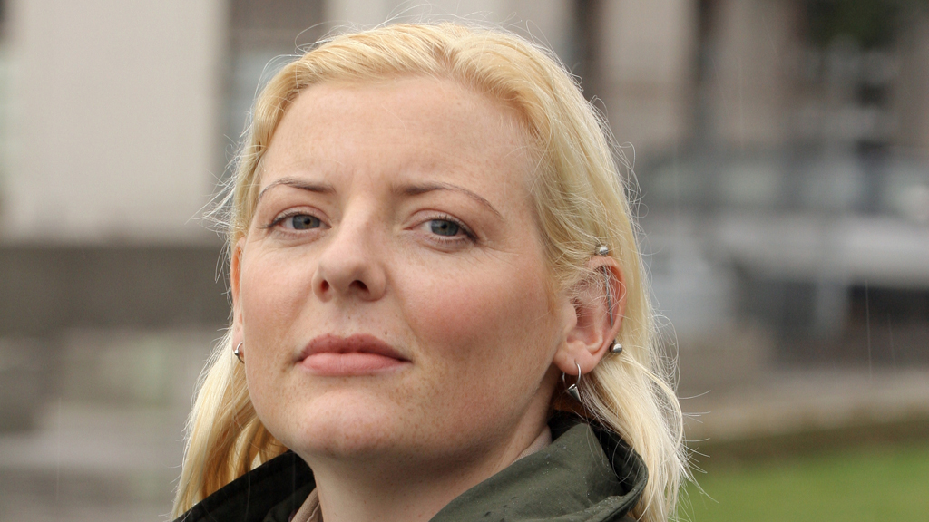 Animal Cops San Francisco Season 1 Episode 8 on Quest Red +1 - TV Programme Poster