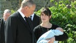 Image for episode "Dry Your Tears" from Drama programme "Doc Martin"