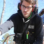 Image for episode "Shaq Takes it to the Trees!" from Documentary programme "Treehouse Masters"