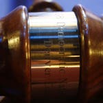 Image for episode "The Fall Guys" from Reality Show programme "Auction Hunters"