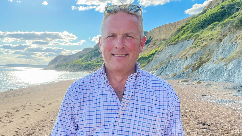 Escape to the Country Season 21 Episode 29 on BBC Two Wales - TV Programme Poster