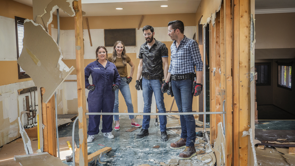 Celebrity IOU Season 1 Episode 4 on HGTV - TV Programme Poster