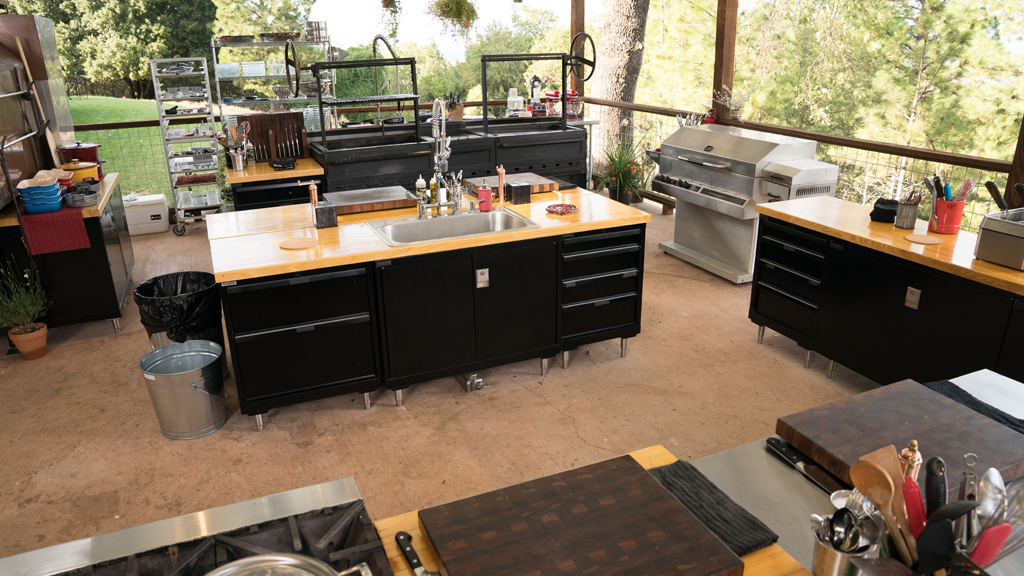 Guy's Ranch Kitchen Season 1 Episode 2 on Food Network - TV Programme Poster