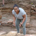 Image for episode "The Lost Roman Town" from History Documentary programme "Digging Up Britain's Past"