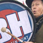 Image for episode "Newark (Series 47-49 Shortened Versions)" from Game Show programme "Bargain Hunt"