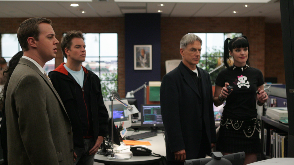 NCIS Season 3 Episode 3 on 5USA - TV Programme Poster