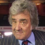 Image for the Game Show programme "Dickinson's Real Deal"