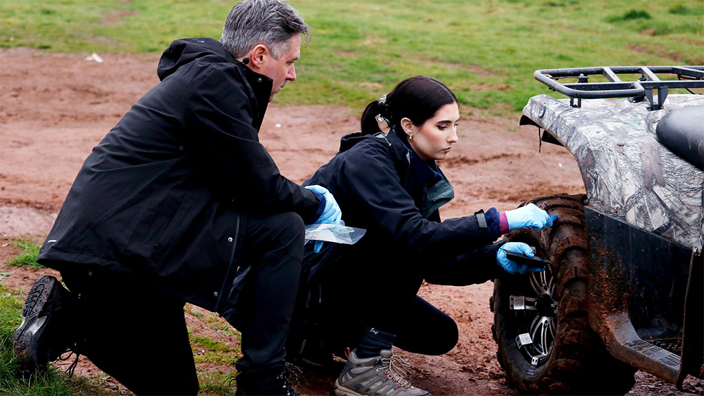 Farm 999 - TV Show Poster